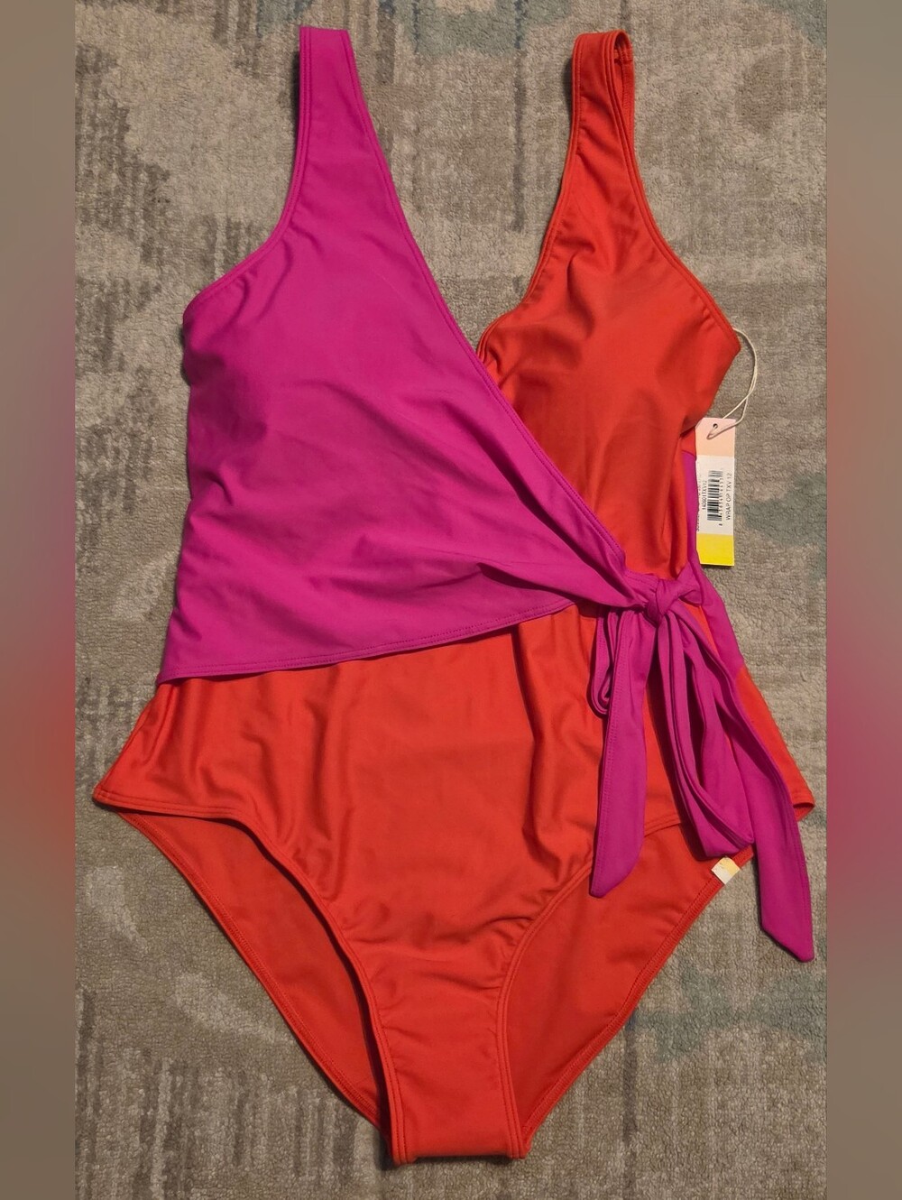 Summersalt The Perfect Wrap One-Piece in Hibiscus and Grapefruit. Size 12. NWT